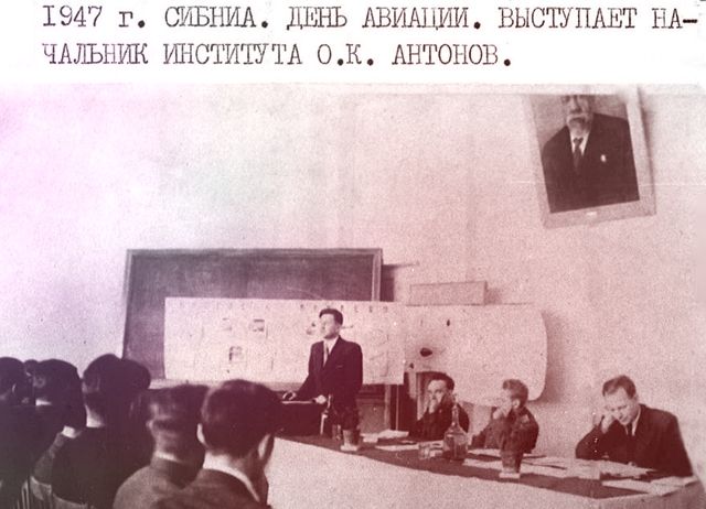 Советский авиаконструктор Олег Константинович Антонов