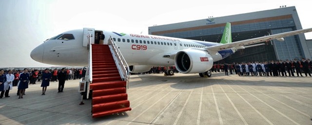 Китайский самолёт C919 получил 815 заказов