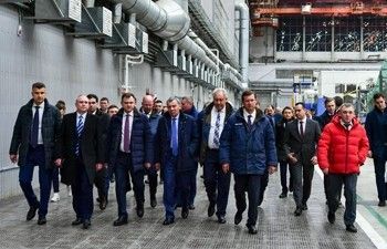 Юрий Борисов с рабочим визитом на КАЗ