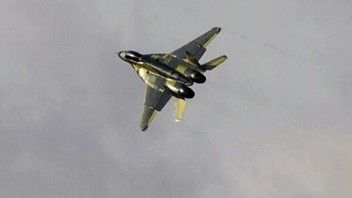 Истребитель 5-го поколения в пилотируемом и беспилотном вариантах
