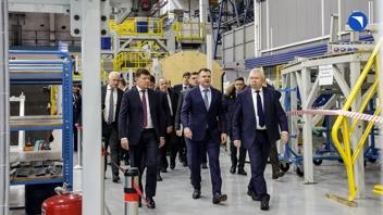 Ю.Слюсарь посетил ряд заводов ОАК с рабочим визитом