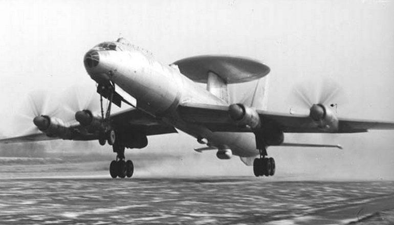 Самолёт радиолокационного дозора и наведения Ту-126 «Лиана»