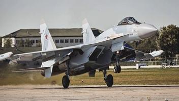 ВКС России получил очередные серийные Су-57 и Су-35С