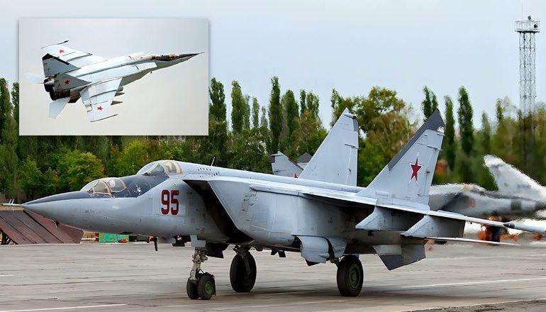 Учебно-тренировочная «спарка» МиГ-25ПУ