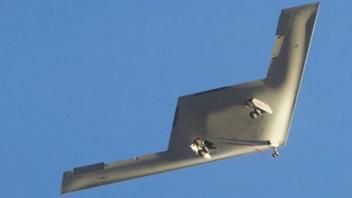 Первый полёт стратегического бомбардировщика В-21 Raider