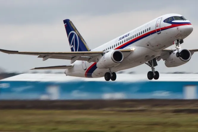 самолёта SSJ-100 Авиаобозрение 2019_№7. Новости авиации