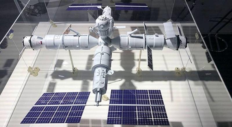 «Роскосмос» представил облик коммерческого модуля РОС