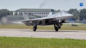 Передана очередная партия самолетов Су-57 и Су-35С