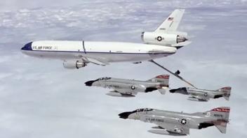 Окончание военной службы KC-10 Extender