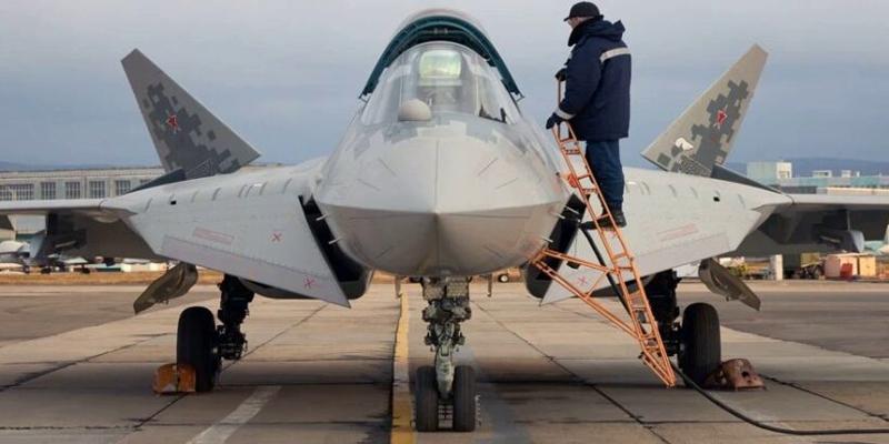 Очередная партия новых Су-57  и Су-35С поступила в ВКС
