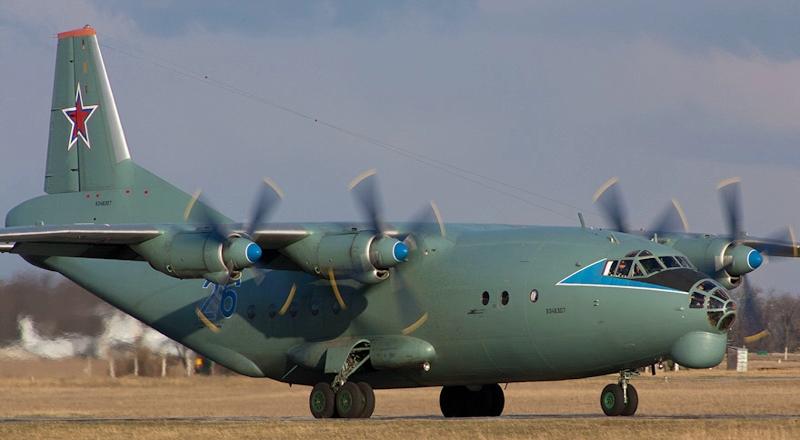 Легендарный:Турбовинтовой военно-транспортный самолёт Ан-12