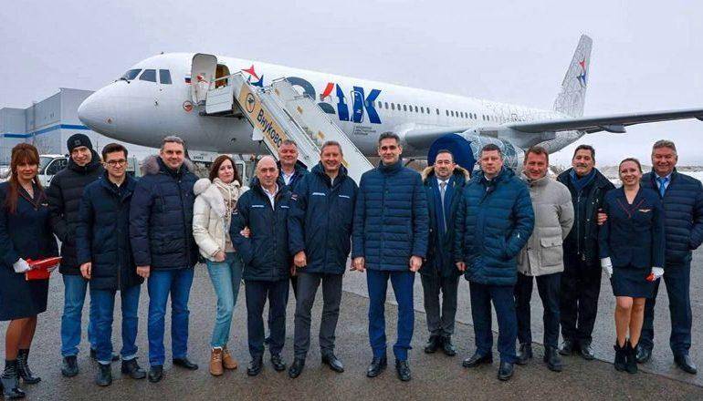 Авиапарк Роскосмоса пополнился самолётом Ту-204-100В