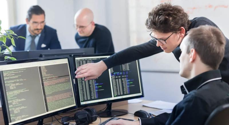 Чего ожидать от искусственного интеллекта в 2025 году?