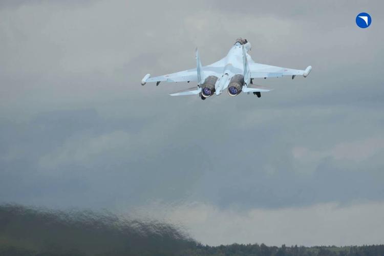 ОАК передала в ВКС России партию новых истребители Су-35С