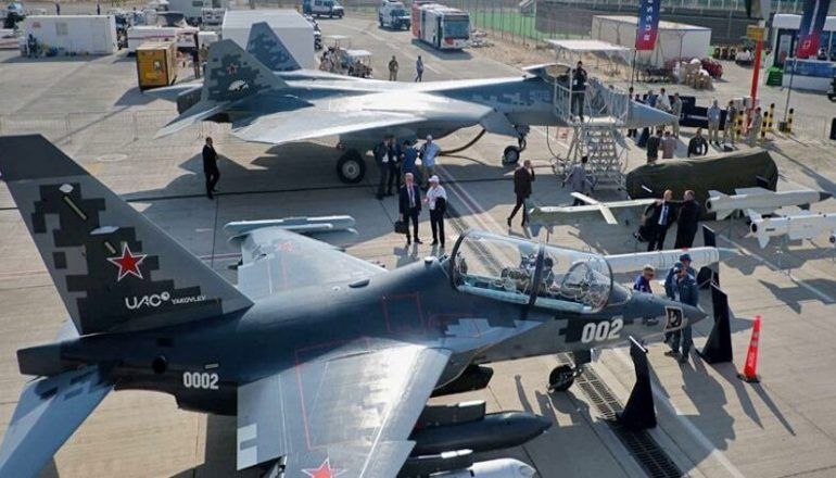 На авиасалоне Dubai Airshow 2025: Россия с новой линейкой АT