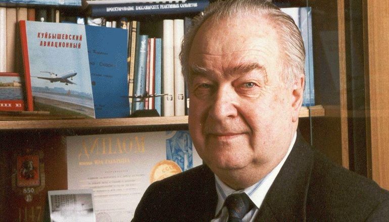 К 102 летию Александра Шенгардта и его Ту-154