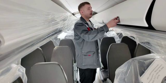 Ил-114-300 Монтаж салона Ил-114-300 для завершающего этапа сертификации
