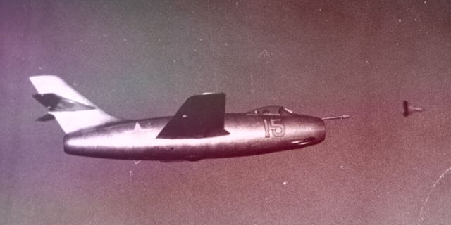 Як-25 История небесных авианосцев. Часть II
