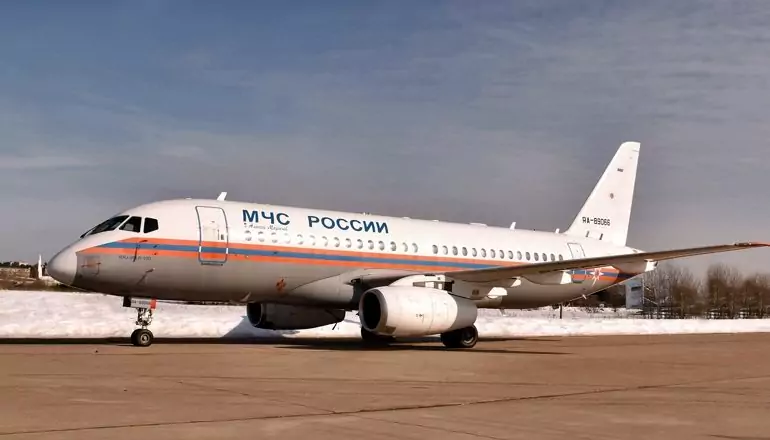 Специалисты ОАК восстановили самолет SSJ-100 МЧС России