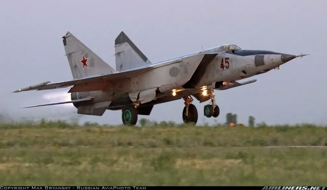 Космос и алкоголь: западные спутники будут заправляться русской водкой
