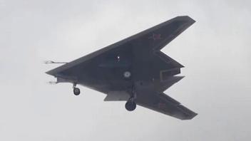 Стало известно о боевых операциях ведомого беспилотника Су-57
