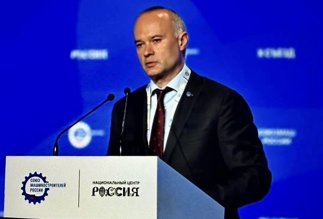 Глава ОАК Вадим Бадеха доложил о достижениях авиаотрасли