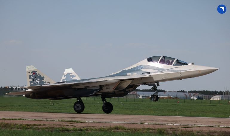 Начались лётные испытания двухместного истребителя Су-57Д